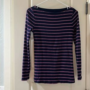 Gap striped long sleeve t shirt.